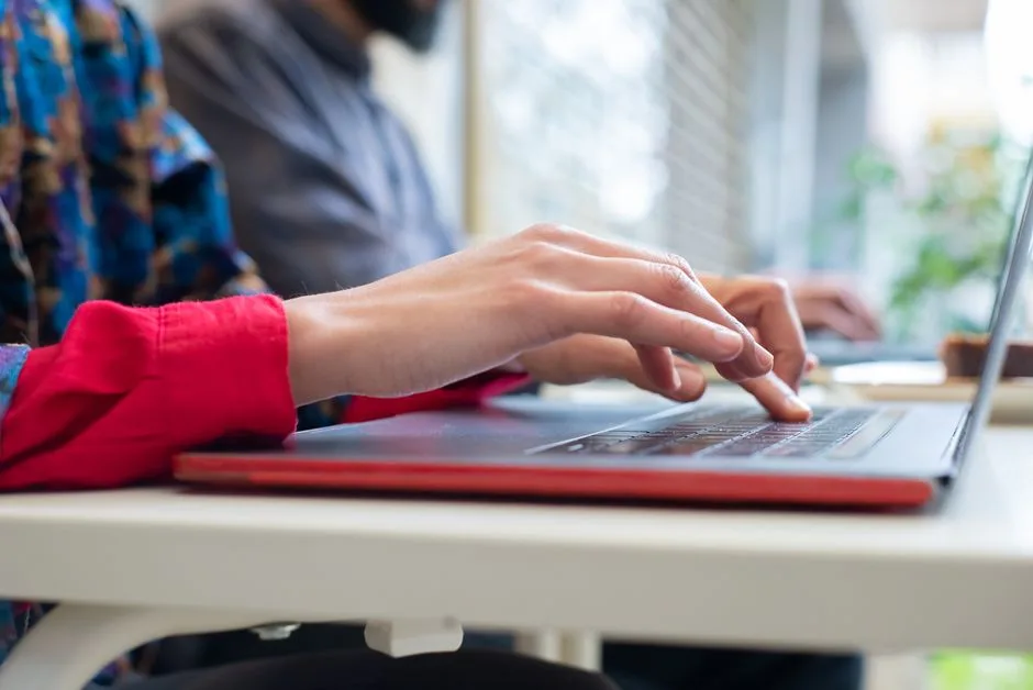 Business Email vs Free Gmail: Which Is Better?