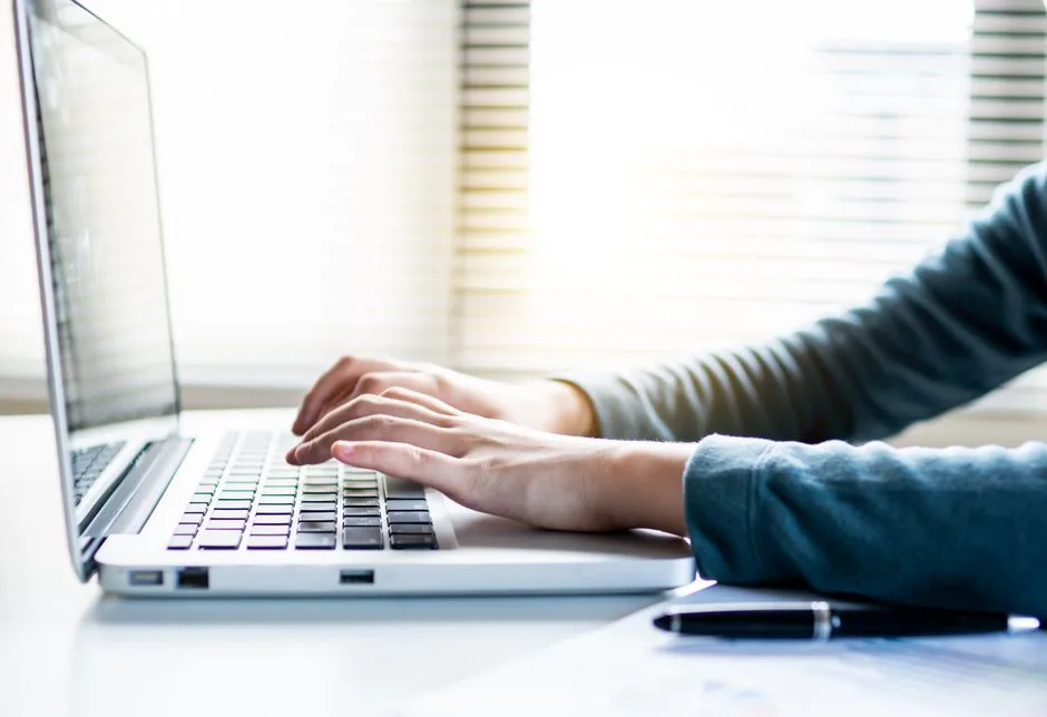 Email pro vs Gmail gratuit : pourquoi migrer ?