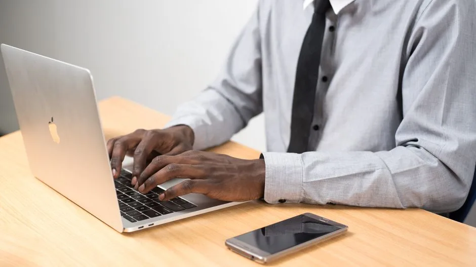 Numériser sa PME au Cameroun : par où commencer ?